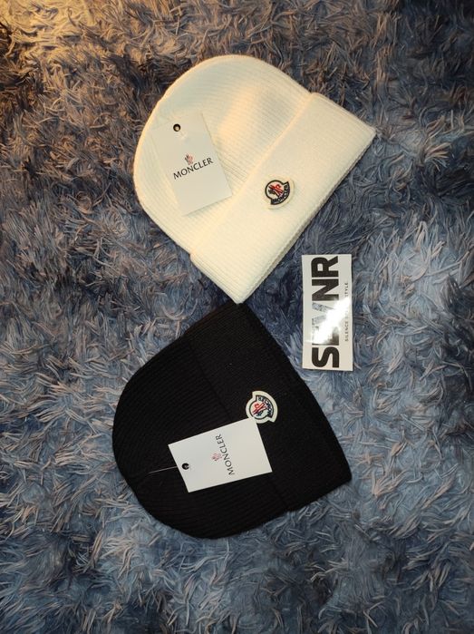 Шапки Moncler, Cortiez