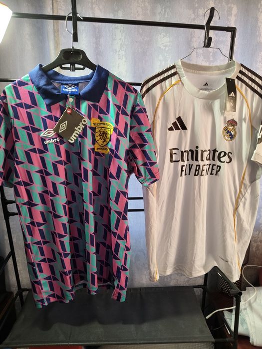 Set Tricouri Fotbal Real Madrid si Scotia Retro Anii 90