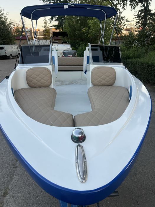 Катер Bayliner