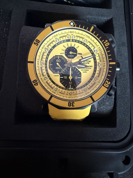 НОВ! Продавам часовник VOSTOK LUNOKHOD