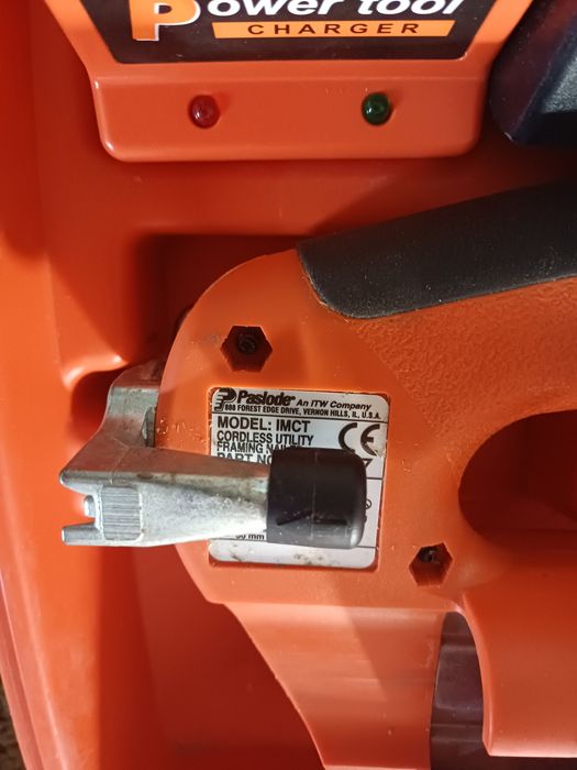 Pistol cuie Paslode IMTC