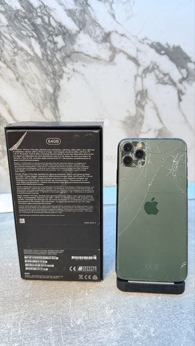 Iphone 11 pro max (spate fisurat)
