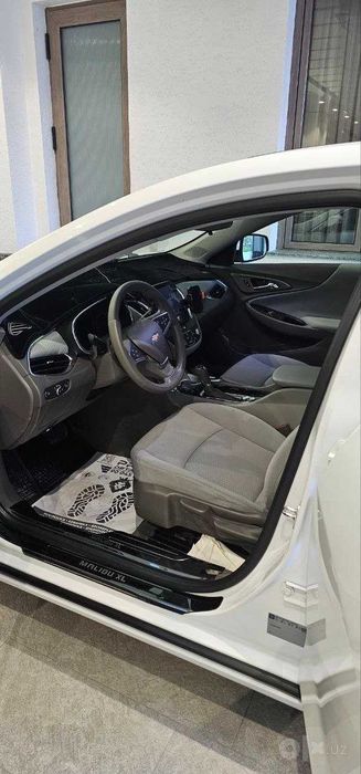 Автомобиль Malibu 2