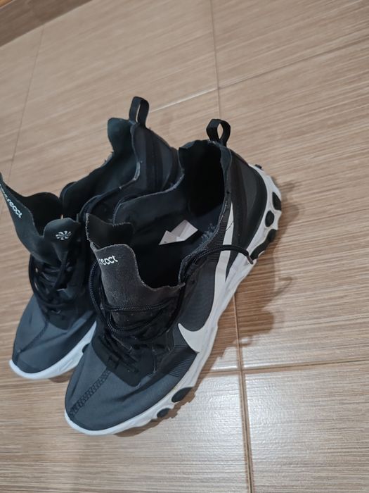 Nike  React  N:41