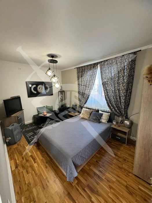 Продава се Етаж от къща в с. Волуяк, Област София-град - 200 кв.м за 1123 €/кв.м - Снимка #7