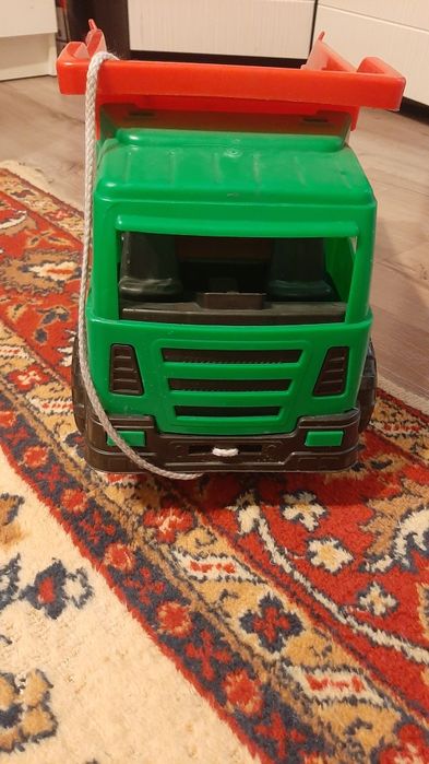 Продам игрушки для мальчика