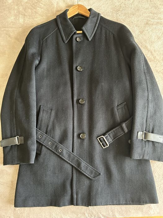 Елегантно мъжко палто