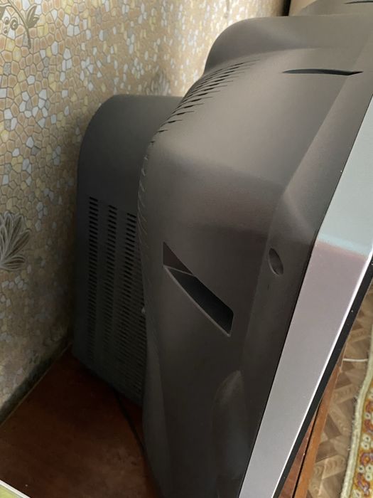 Продам телевизор LG