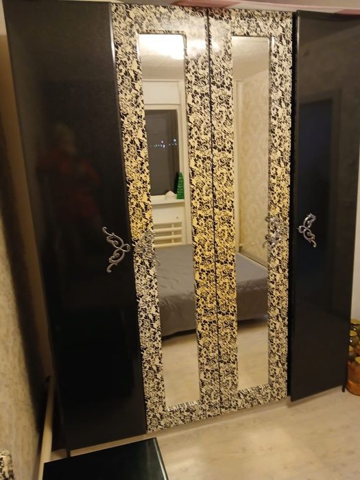 Шифанер шкаф срочно