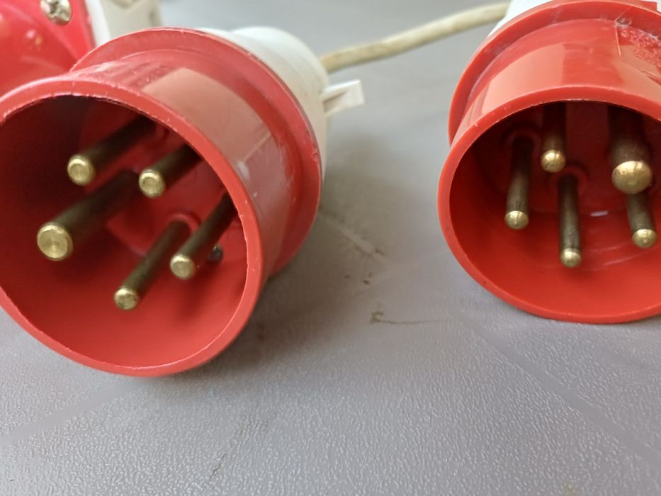 Priza cu 2 stechere 380