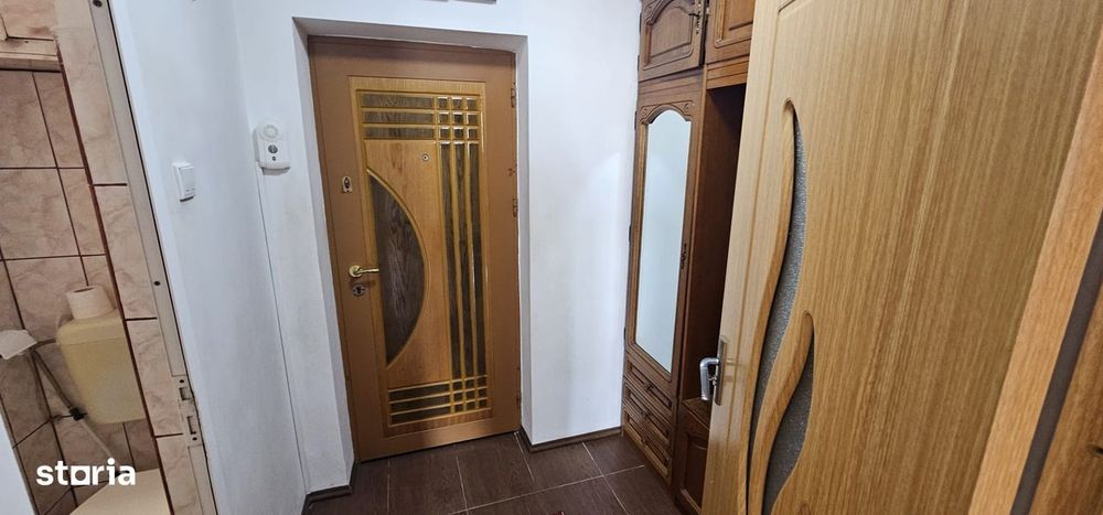 Garsonieră cu balcon, 28 mp, Constanța
