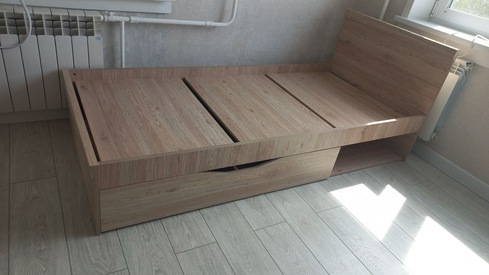 Продам Кровать б/у