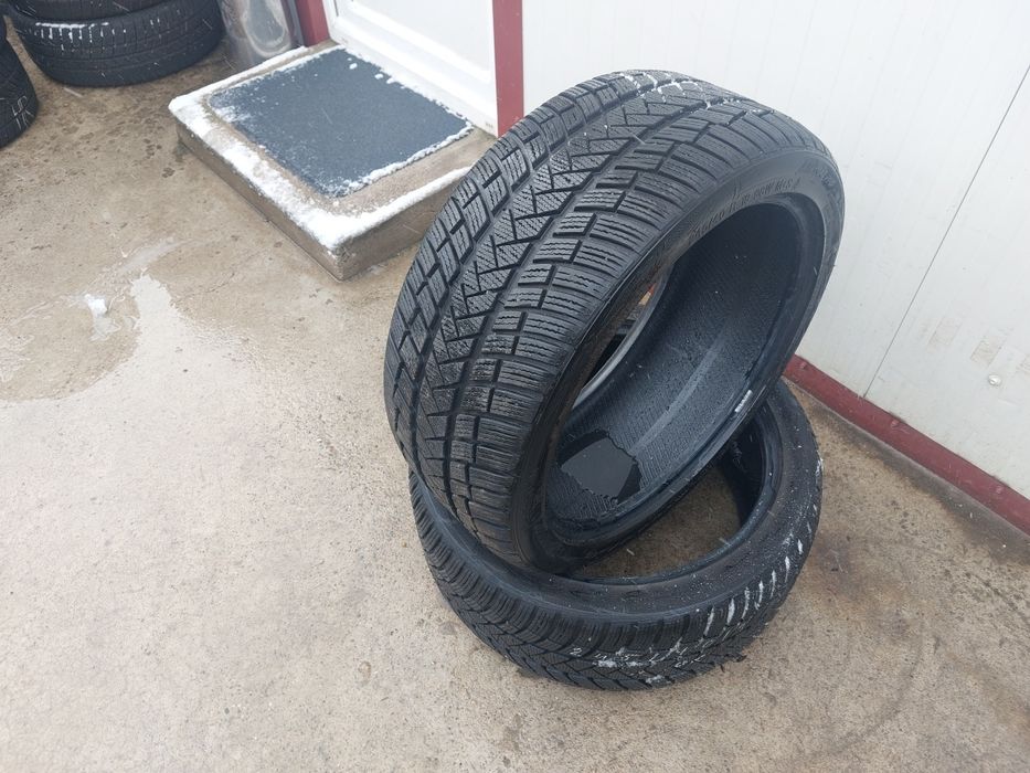 200 lei bucata! Doua anvelope M+S/IARNA 245 40 r19 Vredestein ! 7 mm