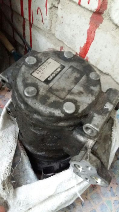 Продам генератор и компрессор конндционера Mitsubishi diamantle.