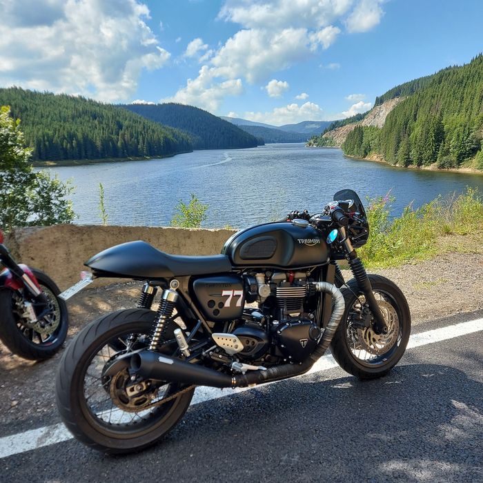 Triumph Thruxton 1200 custom An 2018 9500km