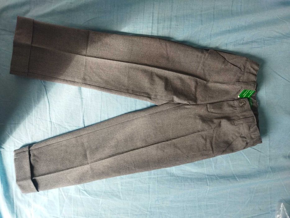 Бенетон, нов, елегантен панталон