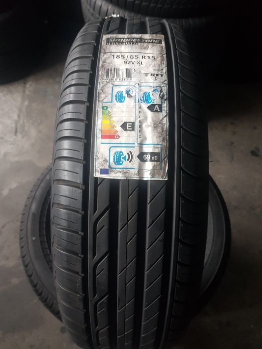 Bridgestone 185/65 R15 92V vară runflat NOI