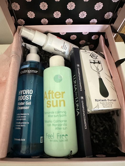 Козметична кутия GlossyBox