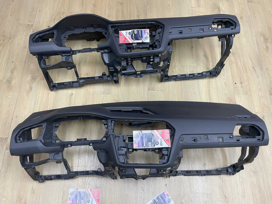 VW Tiguan 5N 2 II - plansa de bord cu sau fara HUD - kit airbag