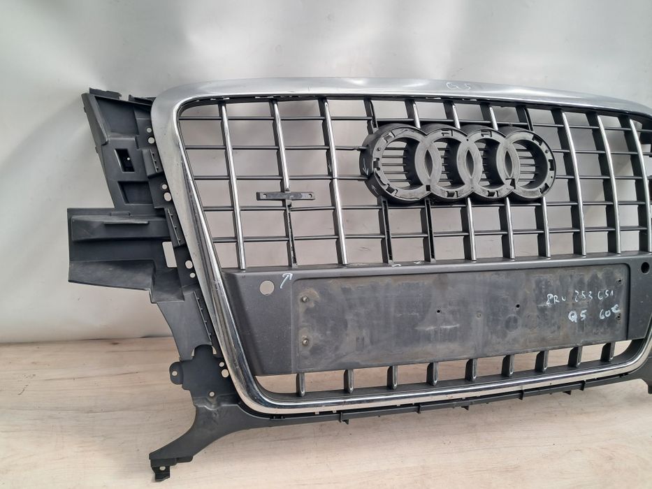 Грил решетка  броня ъгъл Audi Q5