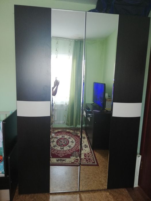 Продам шкаф высота 2.30