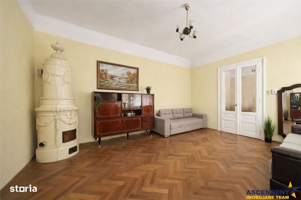 Apartament in vila cu amprenta istorica,180mp,gradina,pod,Centrul Isto