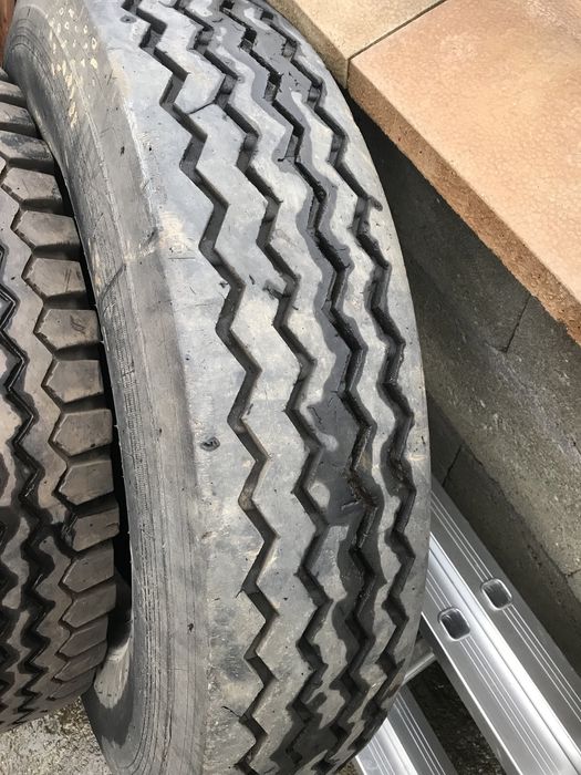 Камионски гуми vida 9x20 предни