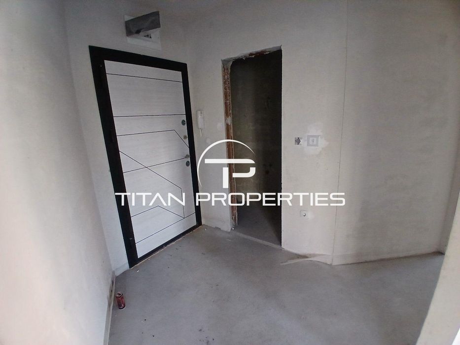 Продава се Двустаен апартамент в Пловдив, Кършияка - 68 кв.м за 1013 €/кв.м - Снимка #3