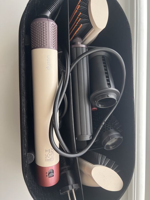 dyson фен отлично работает