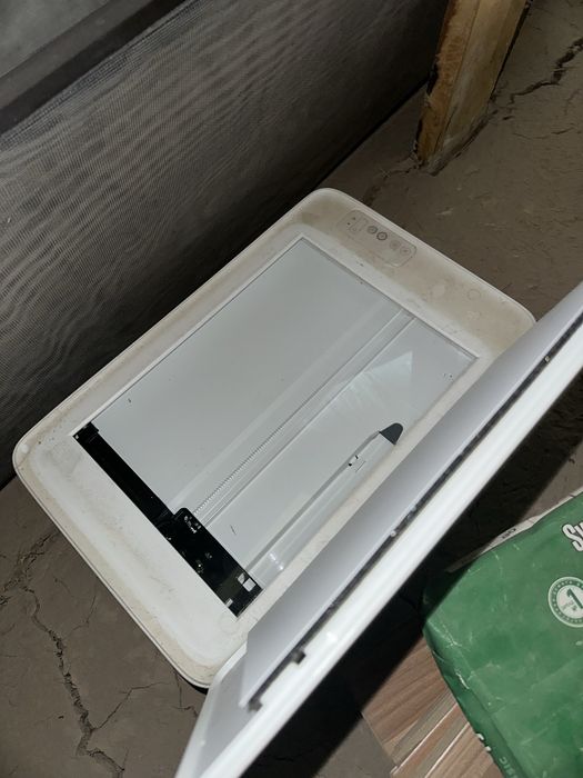 Принтер HP DeskJet 2320