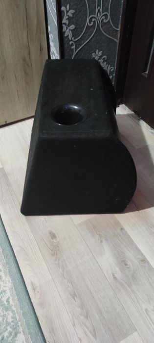 Продам Сабуфер HERTZ