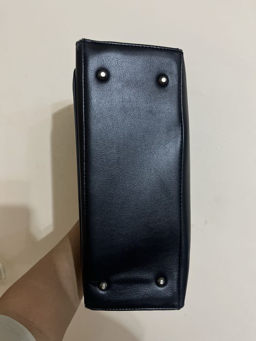 Женская сумка черная