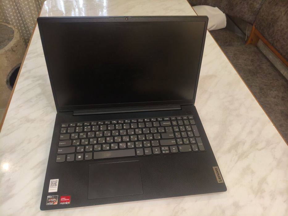 Lenovo V15 G2 ALC