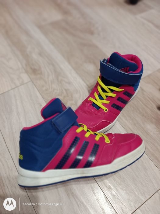 Маратонки Adidas 35 номер