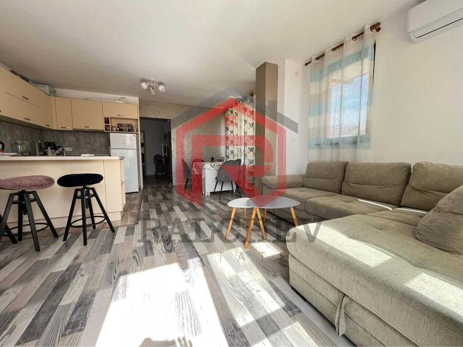 Тристаен апартамент под наем / Възраждане 3