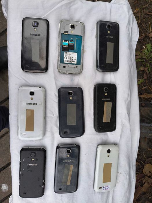 S4 mini, defecte, ron75 pt. noua bucati disponibile