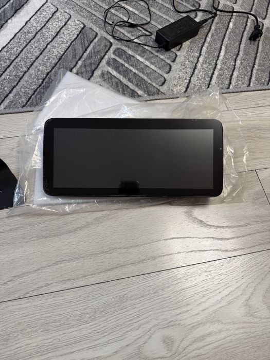 Vând navigație Mercedes CLS