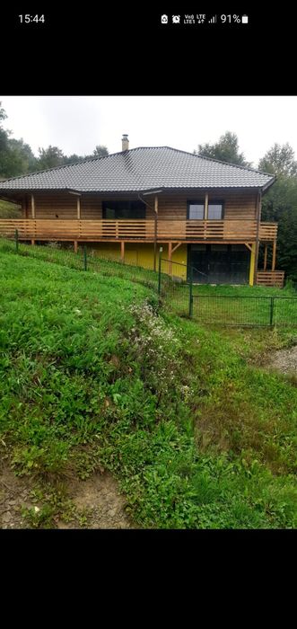 Casă de vânzare(cabană)