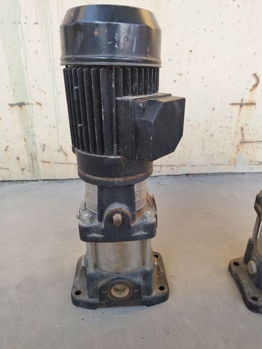 Многостъпална вертикална помпа Vergani