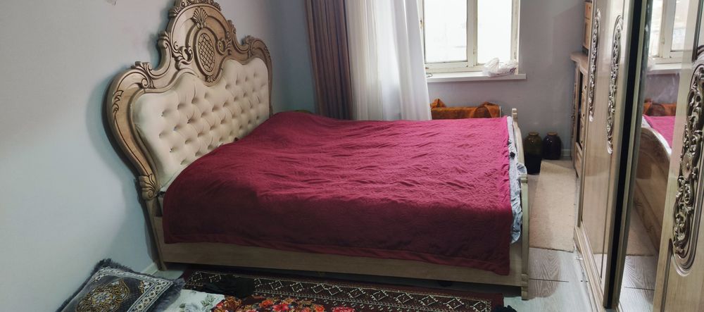 Спальный гарнитур фабричная