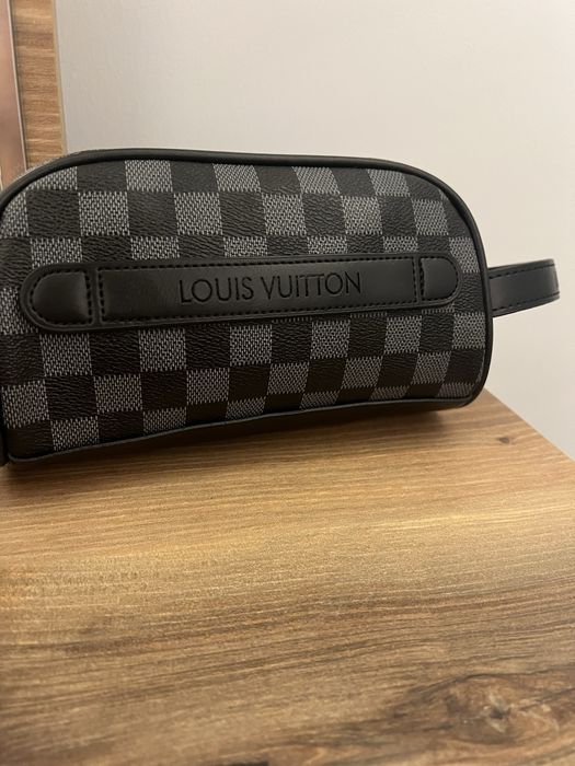Louis Vuitton чанта