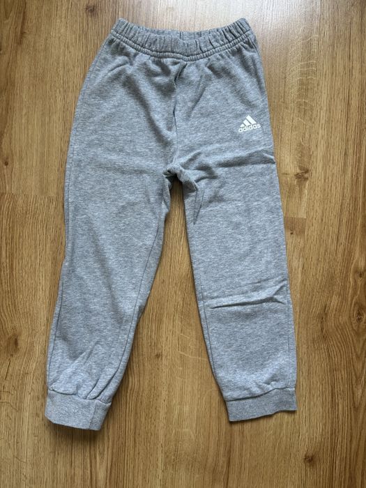 Детски спортен екип Adidas, размер 104