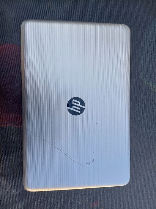 Laptop HP Pavilion i3