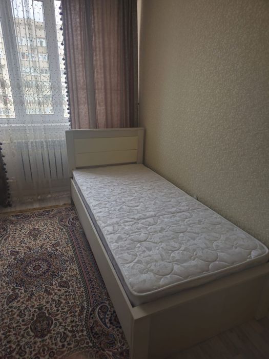 Продам односпальную кровать