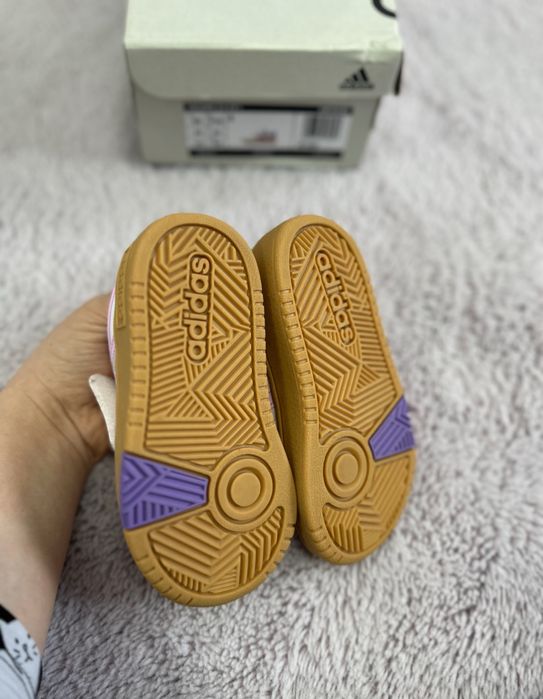 Адидас Маратонки за момиче