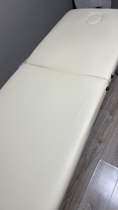 Кушетка б/у с дефектом