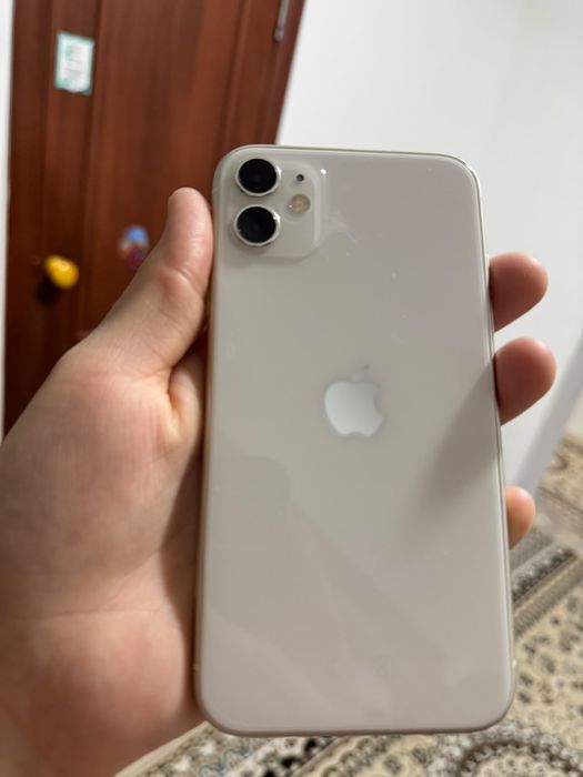 Айфон 11 память 64г