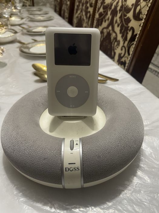 срочно продаю Ipod 20 gb