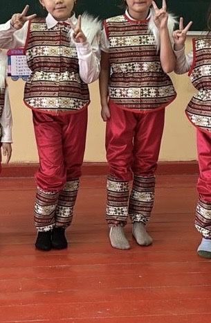 танцевальные костюмы новые 5000 т