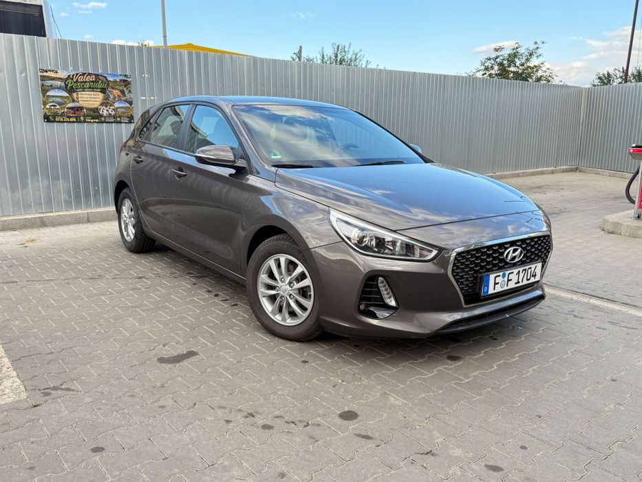 Hyundai i30, 2017, hatchback, Led, Line, Pilot, Incalzire